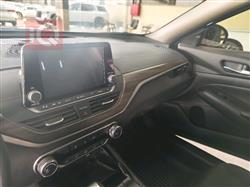 نيسان ألتيما